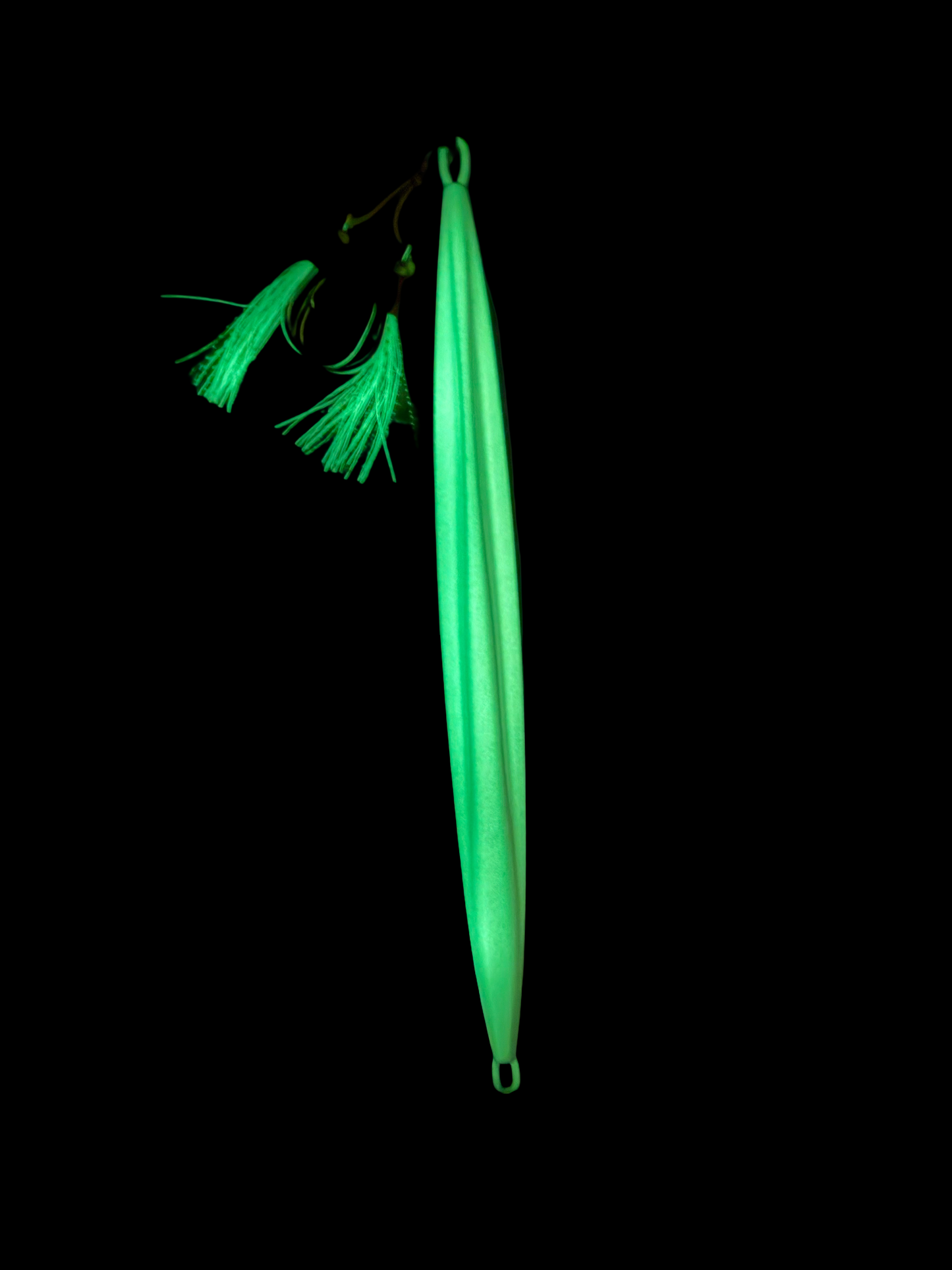 Full Box Fishing- Hotshot 250g Slow Pitch / Speed Hybrid Jig (Blue Pink Flash Glow-Back)